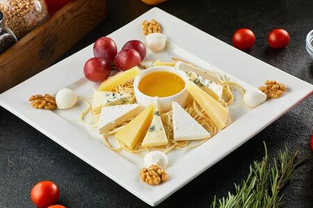 Сырное плато