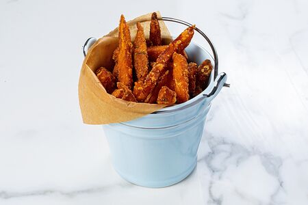 Батат фри с лабне