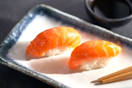 Суши Лосось