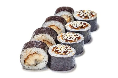 Ролл с угрём