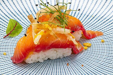 Суши из лосося гравлакс