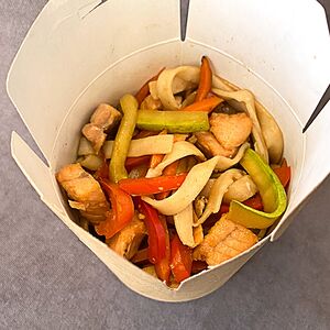 Лапша с лососем