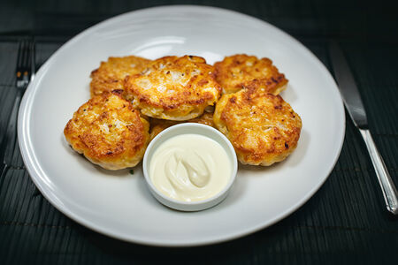 Щучьи котлеты в сливочном соусе