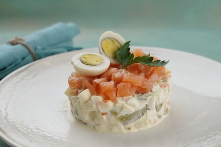 Оливье с лососем