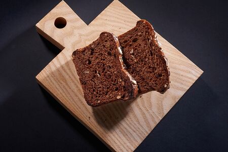 Хлеб ржаной с семечками