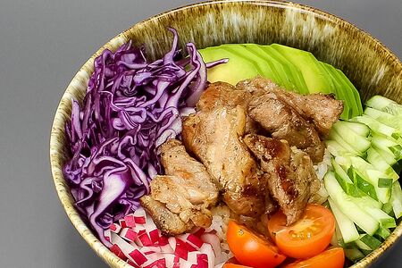 Боул со свининой