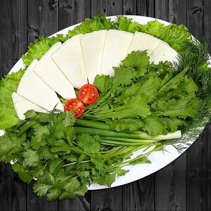 Брынза с зеленью