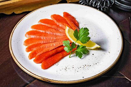 Форель слабосоленая