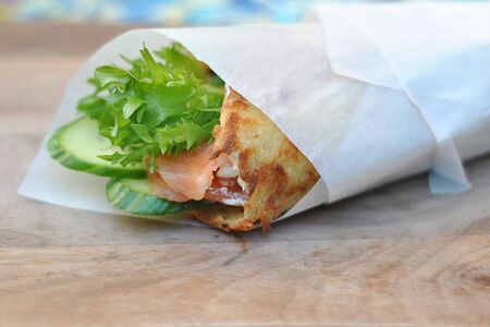 Кролл с лососем