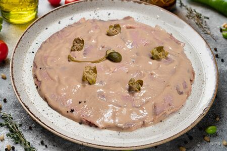 Вителло Тоннато