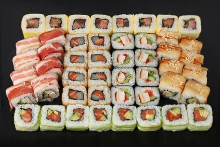 Ассорти из роллов