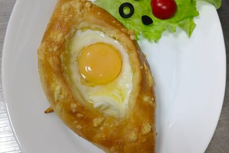 Хачапури по-аджарски