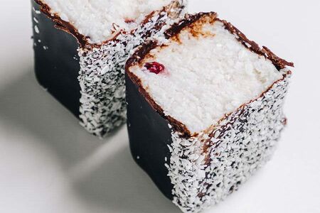 Батончик Баунти с клюквой