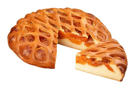 Пирог с курагой