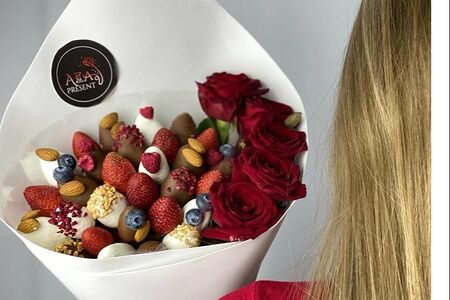 Клубничный букет - Афродита