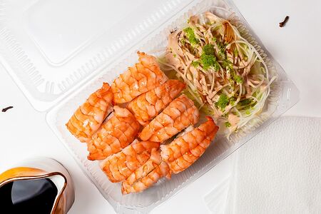 Шеф-ролл с тигровыми креветками