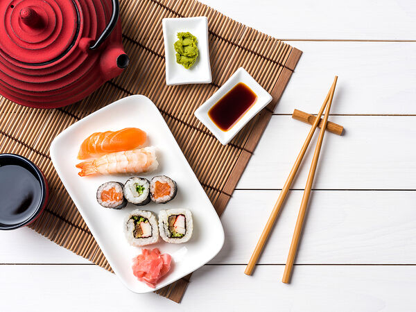 Урамаки Суши