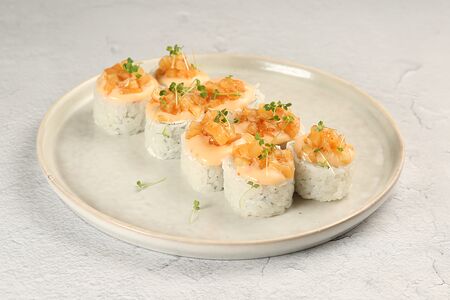 Ролл с ананасом кимчи