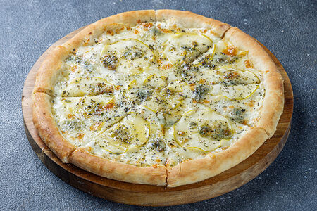 Пицца Груша-горгонзола