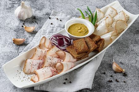 Соленое сало копченое