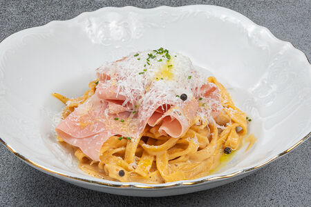 Тальятелле Карбонара с мортаделлой