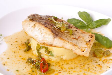 Филе судака с пюре