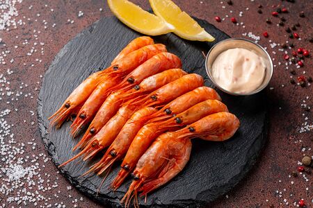 Жареные креветки острые