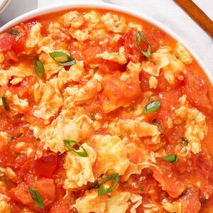 Ձվածեղ լոլիկով