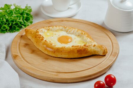 Хачапури по-аджарски