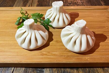 Хинкали с говядиной и свининой