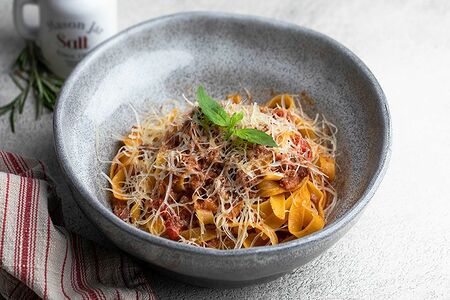 Фетучини болоньезе