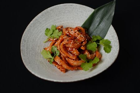 Хрустящий кальмар в соусе Манго-Чили