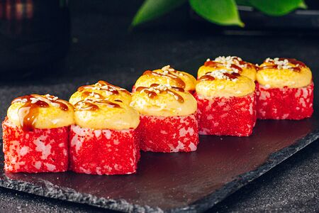 Ролл Запеченная Калифорния с лососем