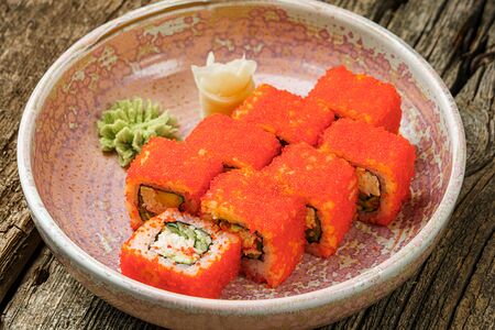 Калифорния с крабом