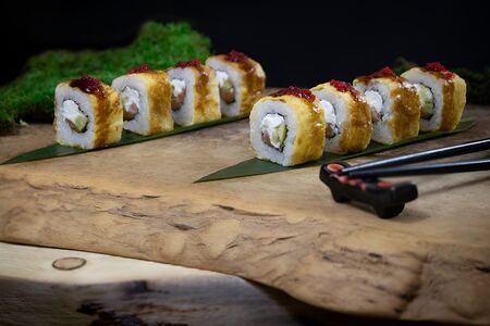 Ролл с омлетом