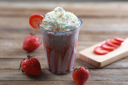 Милкшейк Клубничный