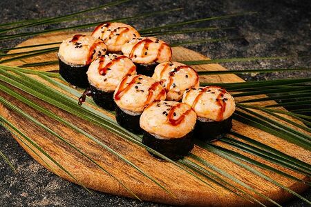 Запечённый ролл с креветкой