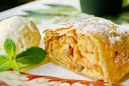 Штрудель яблочный