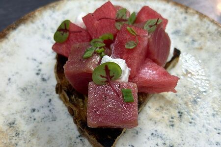 Брускетта Тунец