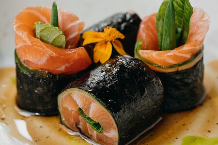 Лосось, сладкй огурец