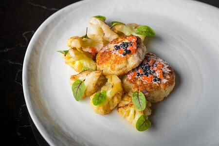 Котлеты из щуки с цветной капустой