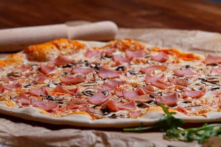 Пицца Ветчина грибы