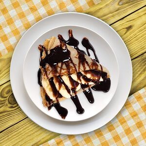 Блин с бананами и шоколадом