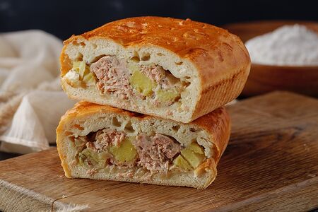 Пирог с горбушей и картофелем