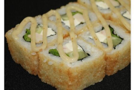 Ролл цезарь с креветкой