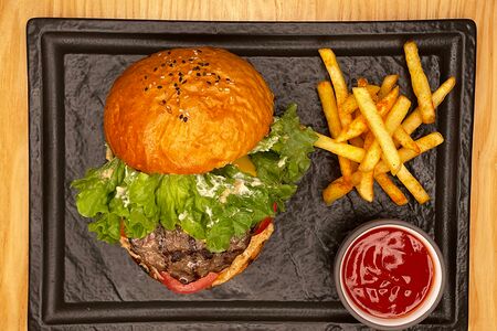 Классический с беконом