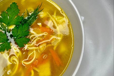 Куриный суп с лапшой