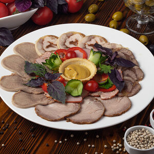 Ассорти мясное