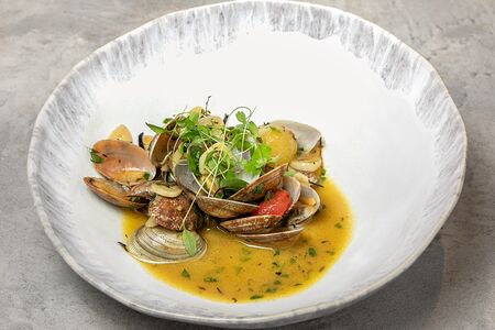 Аква пацца с вонголе