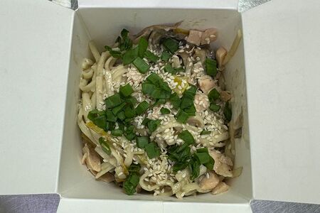 Wok с курицей